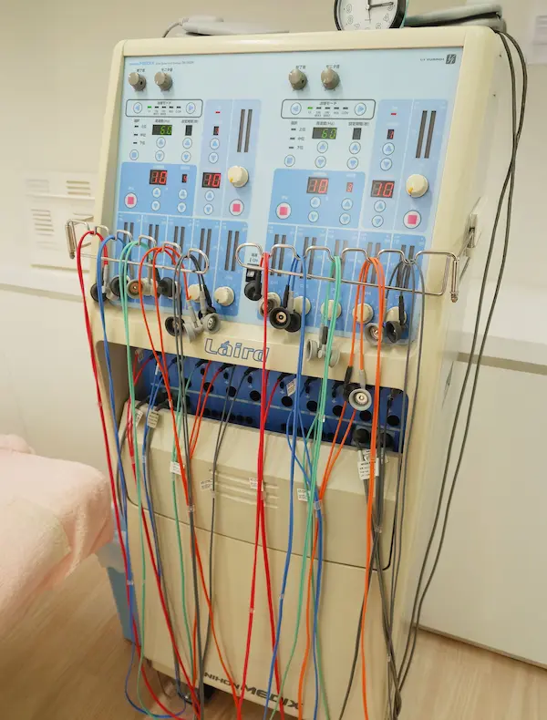 札幌の南平岸にある山口整形外科クリニック。豊富な手術実績と豊富な臨床経験あり。リウマチ・スポーツ医学の専門医。最新機器導入しマッサージによる充実のリハビリで、お子様からご高齢の方まで幅広いお悩みに対応します