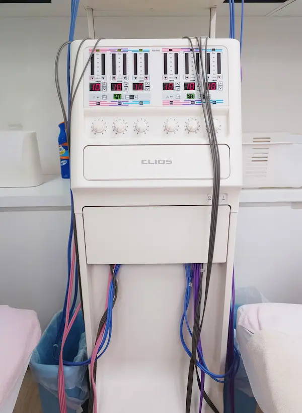 札幌の南平岸にある山口整形外科クリニック。豊富な手術実績と豊富な臨床経験あり。リウマチ・スポーツ医学の専門医。最新機器導入しマッサージによる充実のリハビリで、お子様からご高齢の方まで幅広いお悩みに対応します