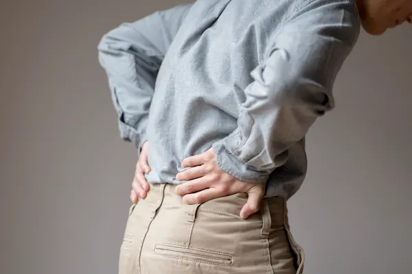 札幌の南平岸にある山口整形外科クリニック。豊富な手術実績と豊富な臨床経験あり。リウマチ・スポーツ医学の専門医。最新機器導入しマッサージによる充実のリハビリで、お子様からご高齢の方まで幅広いお悩みに対応します